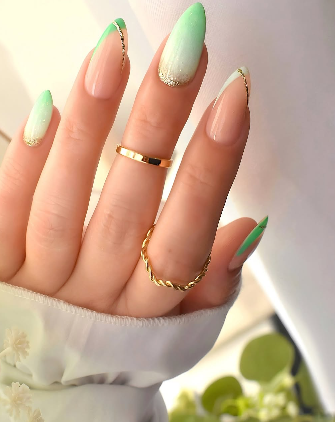 Minimalist manicure with accent nail
